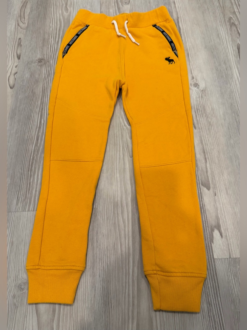 Abercrombie Kids Yellow Jogger Pants. Size 7/8. GUC